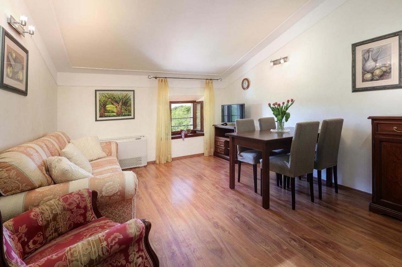 Casa Rustica Dva Baladura Apartments Kanfanar Dış mekan fotoğraf